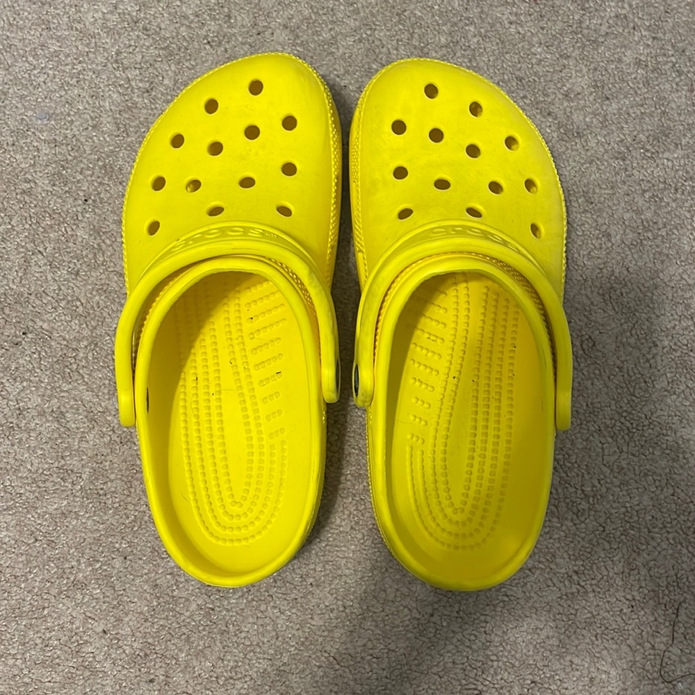 Womens yellow crocs